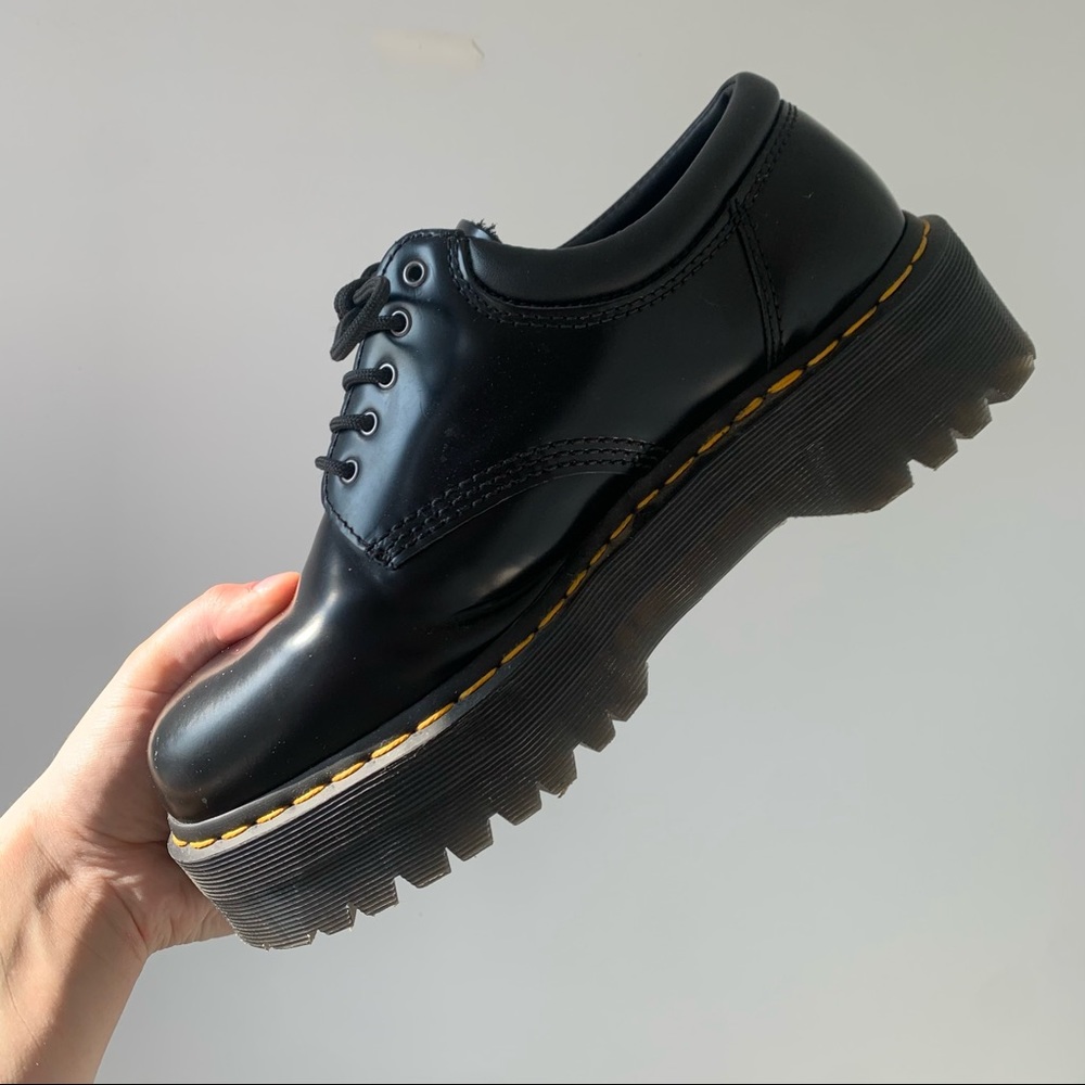8053 QUAD OXFORD Dr Martens
